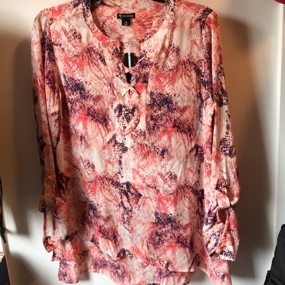 Tunic - Picture 1 of 2